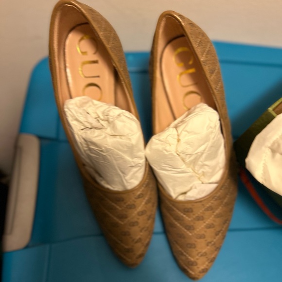 Heel - Picture 4 of 5